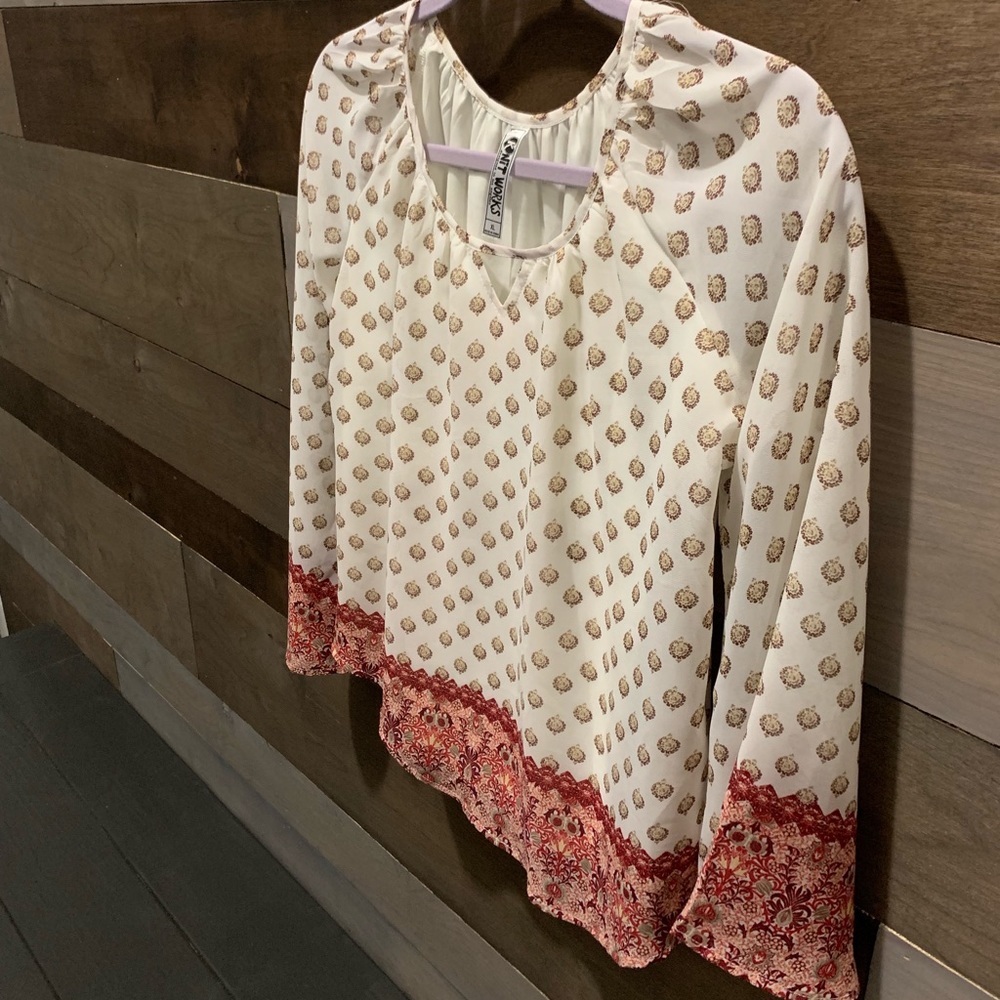Knit works blouse